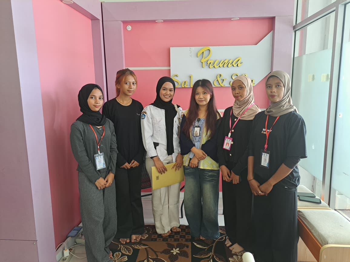 Cetak Talenta Siap Kerja, Salon Prima & SPA Sambut Siswa Prakerin SMKN 3 Raha